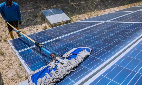 empresa para limpiar paneles solares
